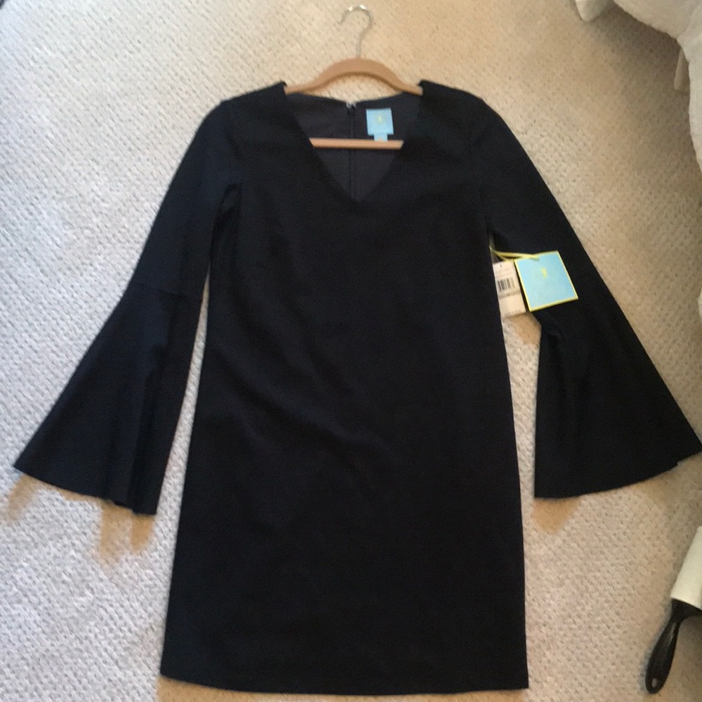 NWT!! CeCe Long Bell Sleeve Dress